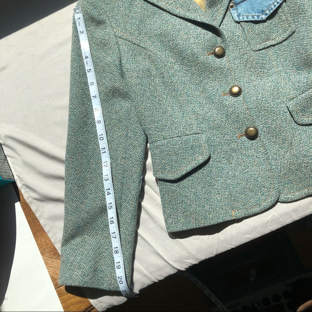 Blazer - Picture 7 of 7